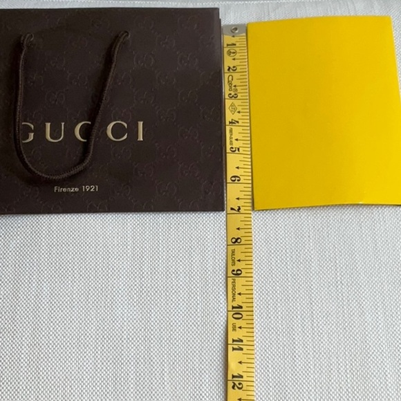 Gucci  LOGO brown small gift bag and Yellow and Black Envelope Set - Picture 10 of 13